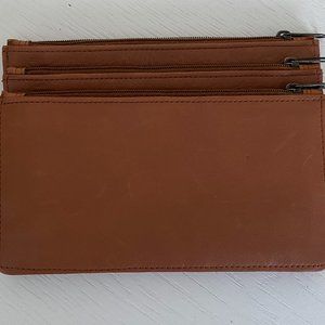 LEVENGER LEATHER THREE SECTION WALLET